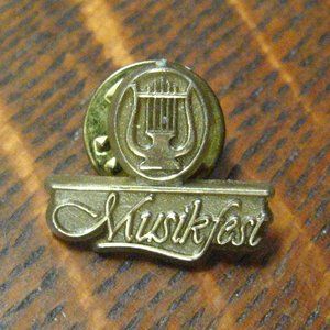 🎵 Musikfest Bethlehem PA Vintage Lapel Pin